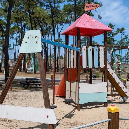 Parque De Campismo Orbitur Kamp alanı *